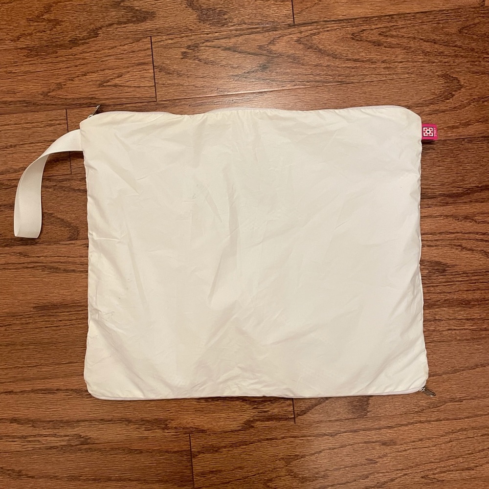 Gym Clothes / Swimsuit Travel Bag NWOT